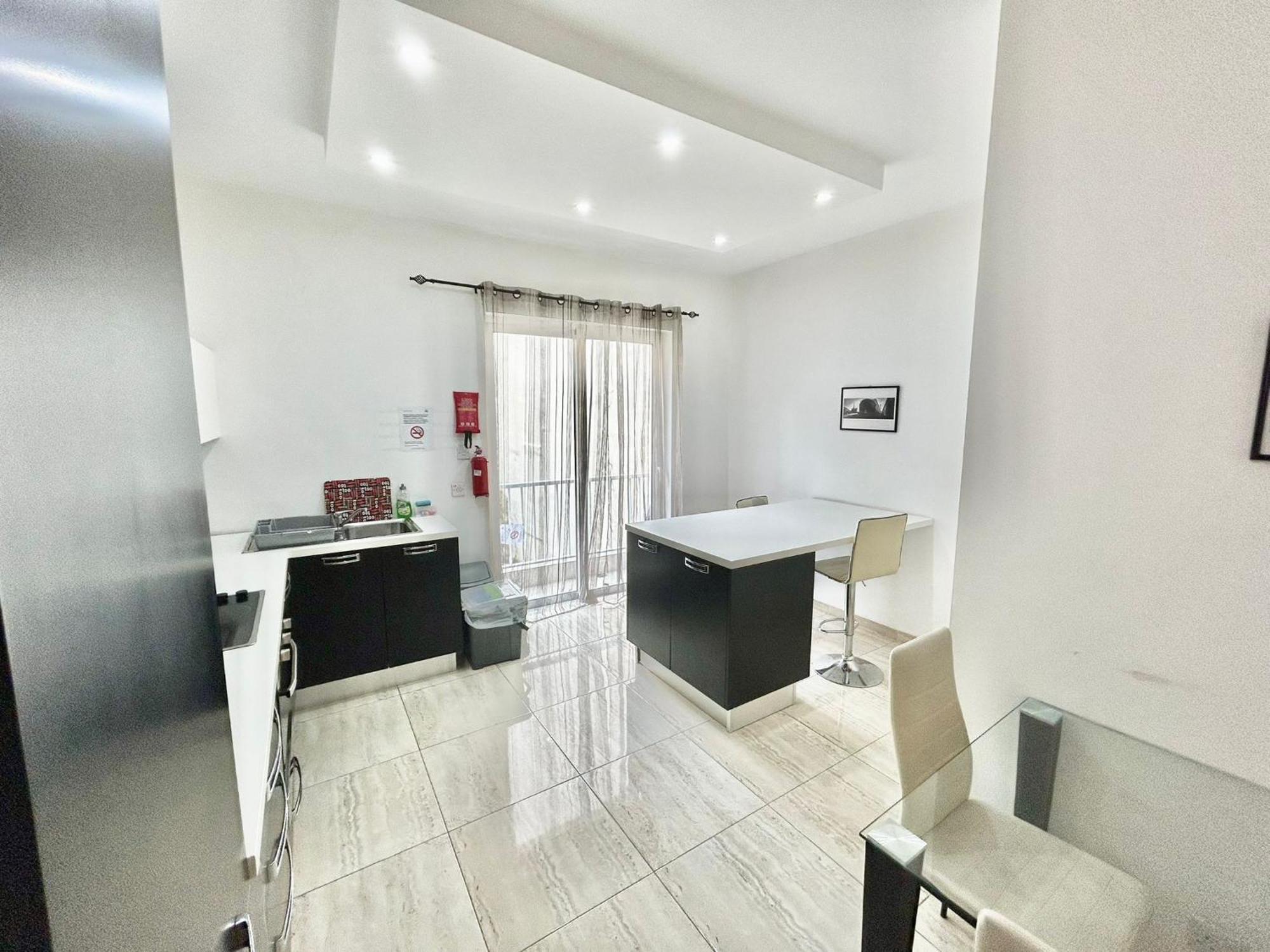 Sliema 2 Bedroom Apartment Exterior photo