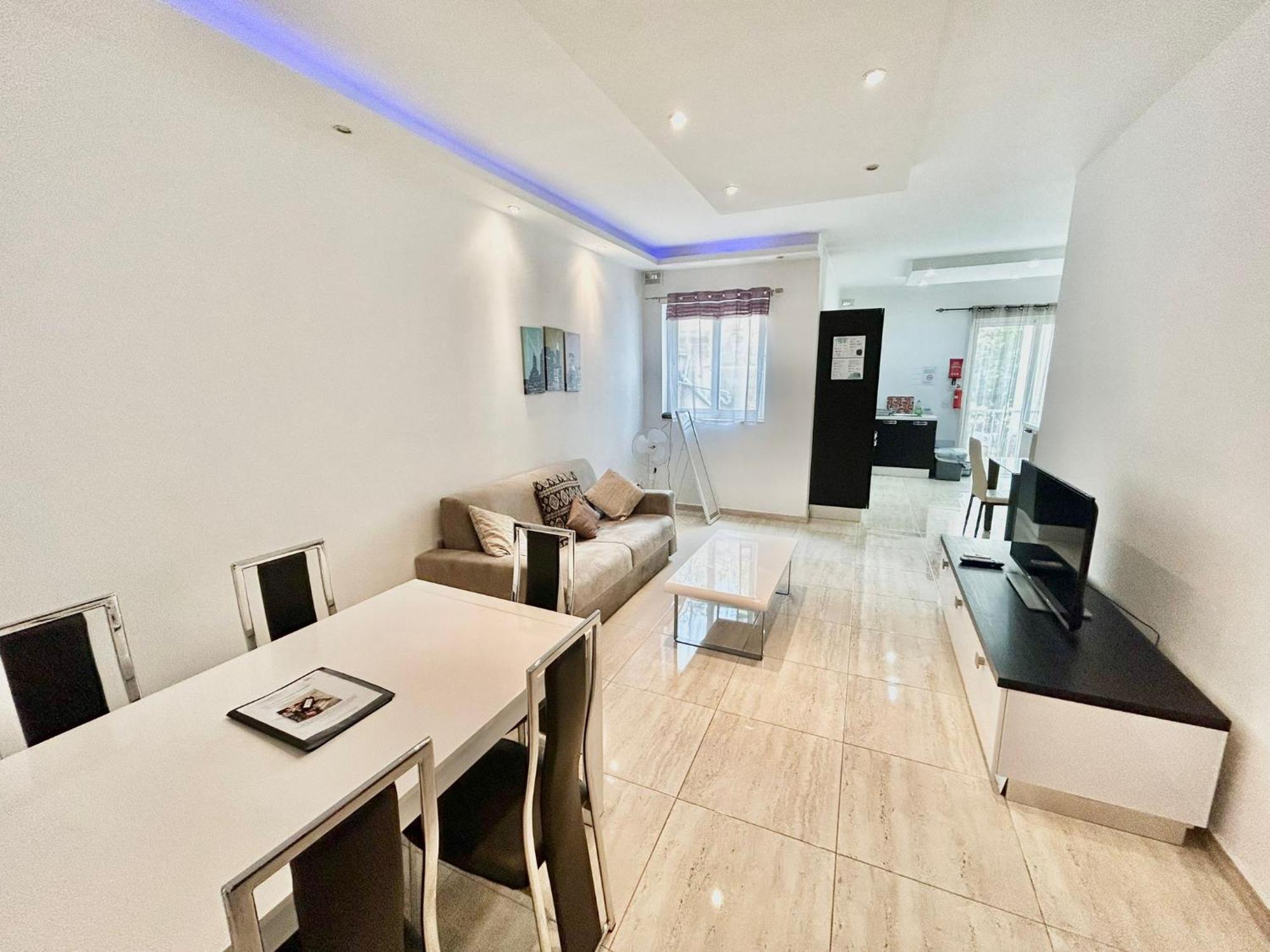 Sliema 2 Bedroom Apartment Exterior photo